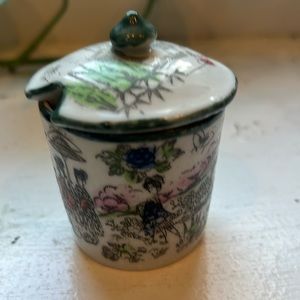 3/10 Vintage oriental, condiment jar
